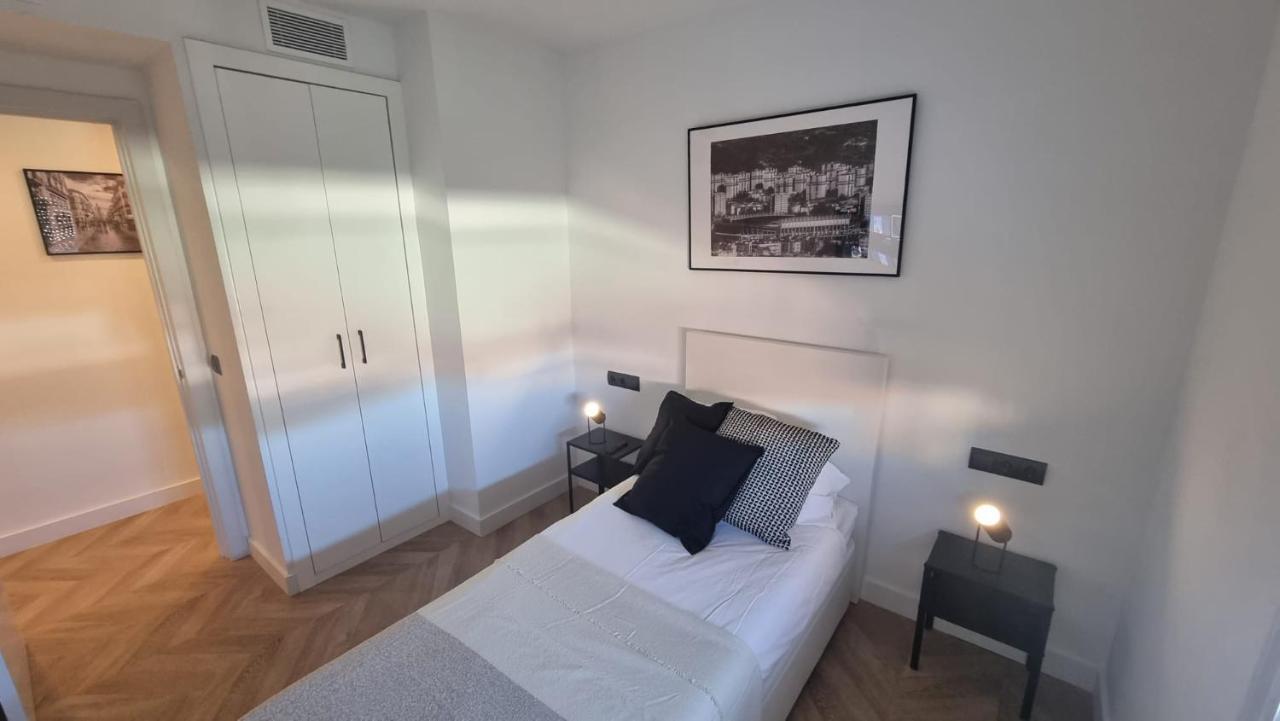 Luxe Appartement In Het Centrum Van Malaga Met Gratis Parkeerplek! Zewnętrze zdjęcie